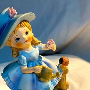 VINTAGE NAPCOWARE FIGURINE- GIRL WATERING FLOWER